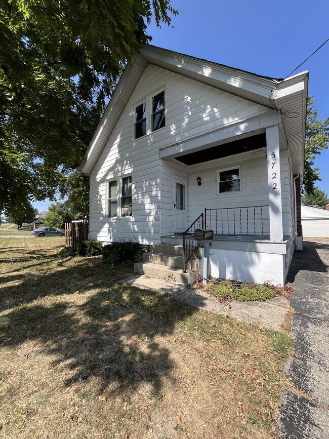 Building Photo - 5722 Bridgetown Rd
