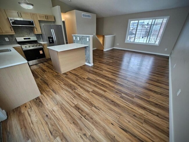 Building Photo - 5364 56th Ave NW