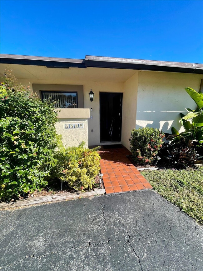 Building Photo - 5512 N Park Rd