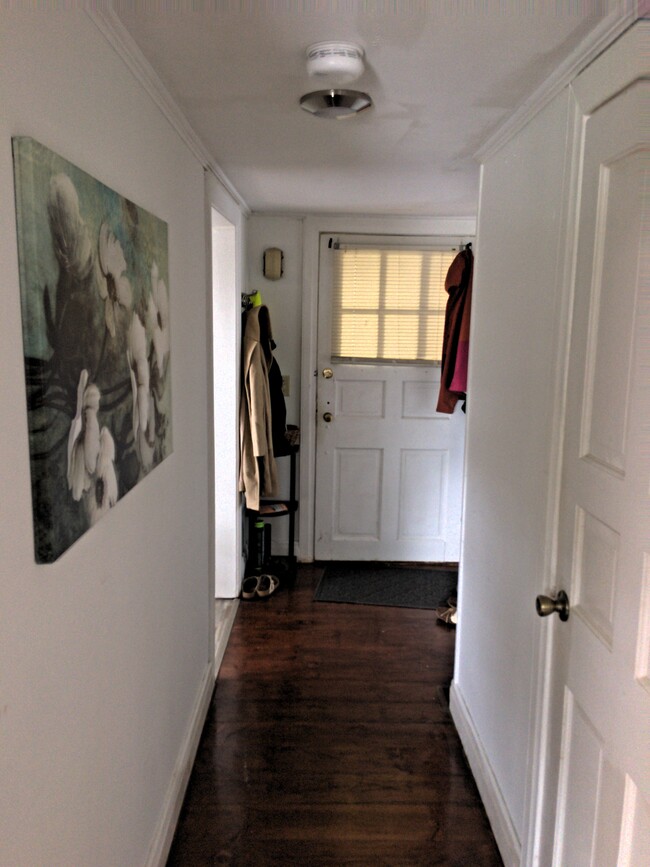 Hallway looking to front door - 73 Air Park Rd