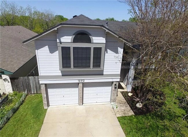 Building Photo - 12312 Yarmont Way