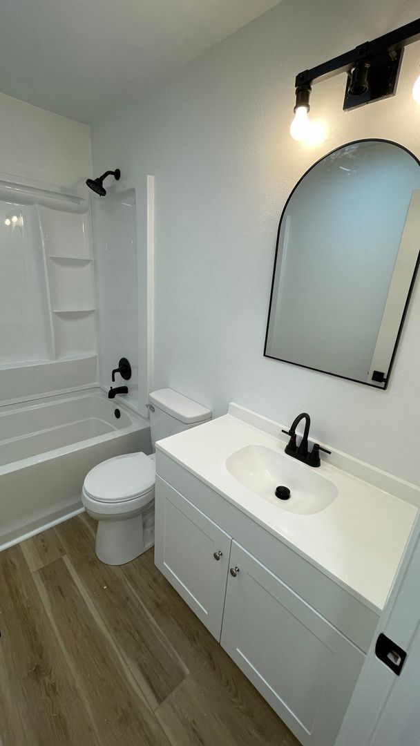 Building Photo - 3 Bedroom • 2 Bath • $1,450/mo