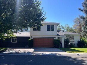 Building Photo - Spacious Split-Level! 4-Bedroom, 3.5-Bath ...