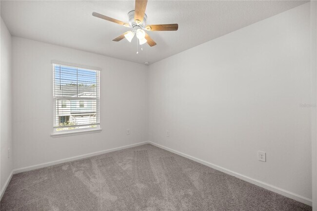 Building Photo - 3438 SE 37th Ct