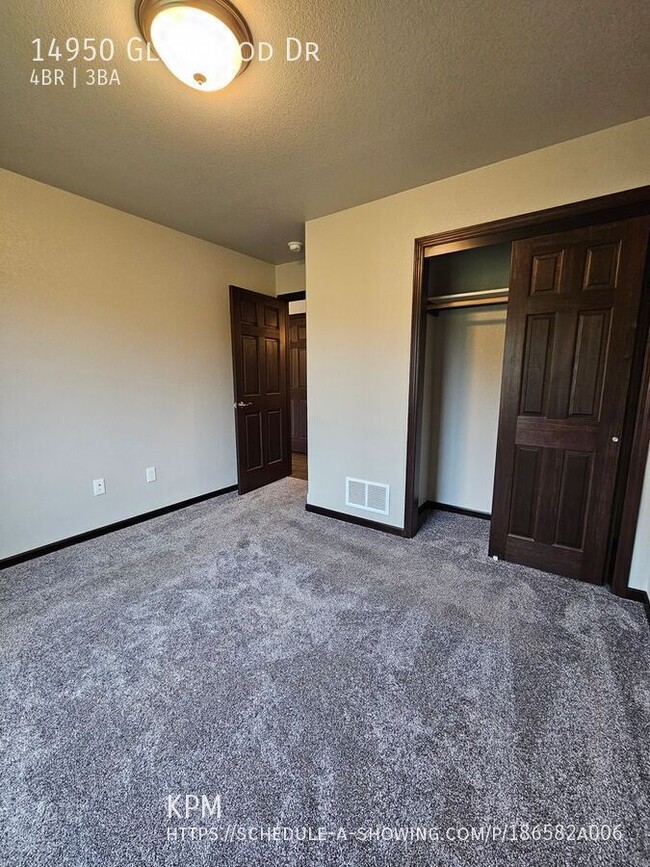 Building Photo - 14950 Glenwood Dr