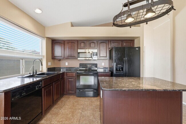 Building Photo - 40310 W Novak Ln