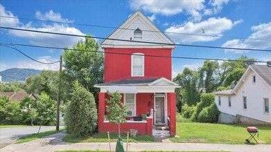 Building Photo - 302 Patton Ave NW