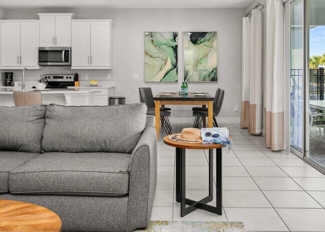 Building Photo - 301 Burma St