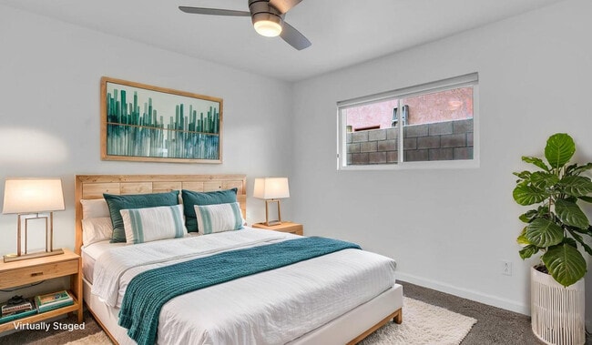 Building Photo - 53635 Avenida Bermudas