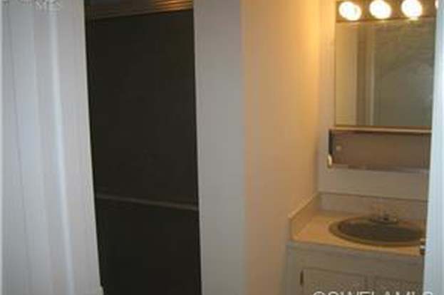 Building Photo - 3704 Broadway-