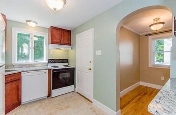 Primary Photo - 19 Grew Hill Rd