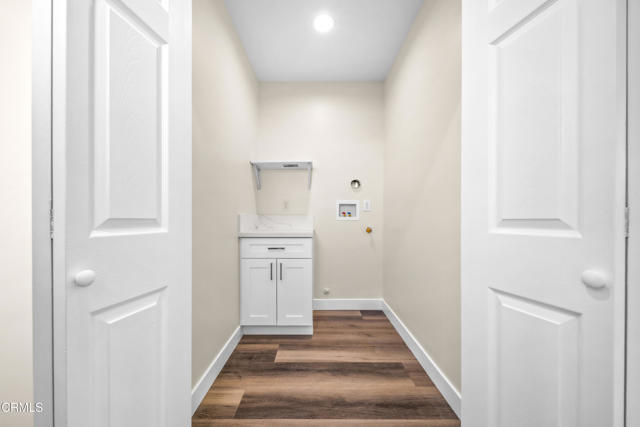 Building Photo - 2861 Altura Ave