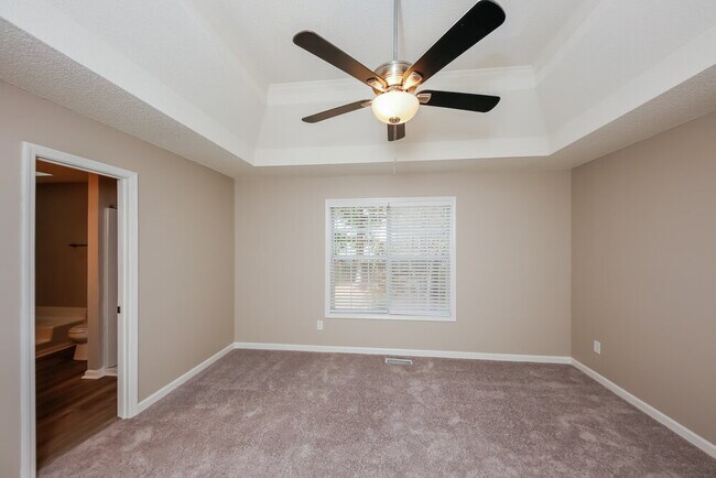 Building Photo - 1622 Cumberland Club Rd SW