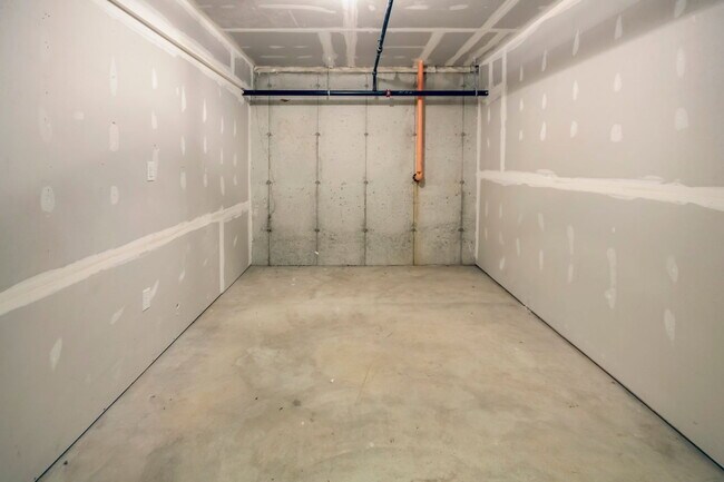 Building Photo - 284 Stonewall Creek Dr