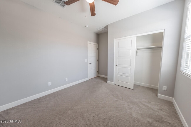 Building Photo - 15248 S 182nd Ln