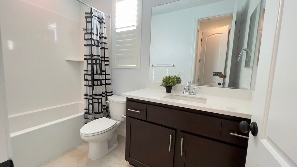 Building Photo - 2599 Cordelia Ln