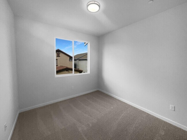 Building Photo - 3234 Bridgeway Dr