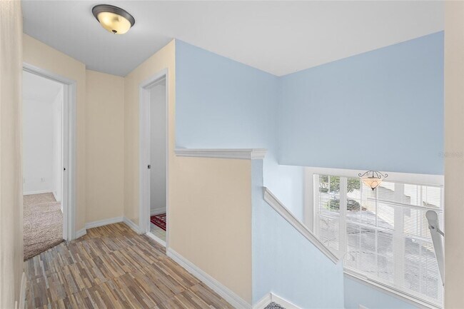 Building Photo - 754 Centervale Dr