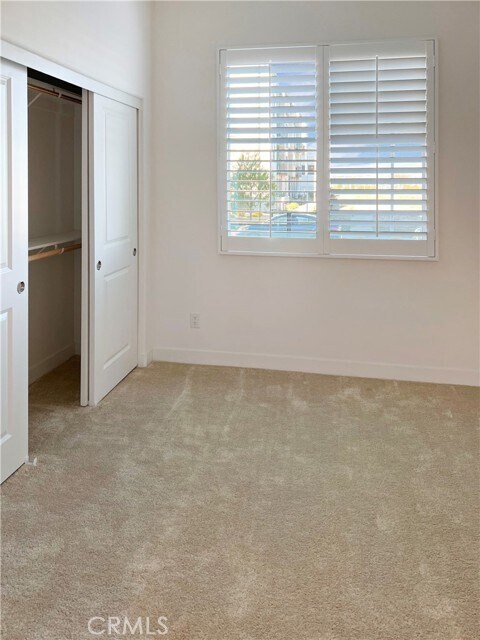 Building Photo - 26909 Pathfinder Ln