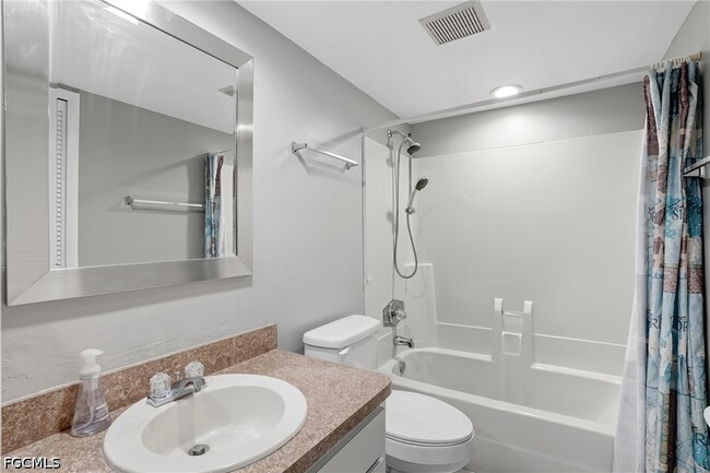 Building Photo - 1203 SW 48th Terrace