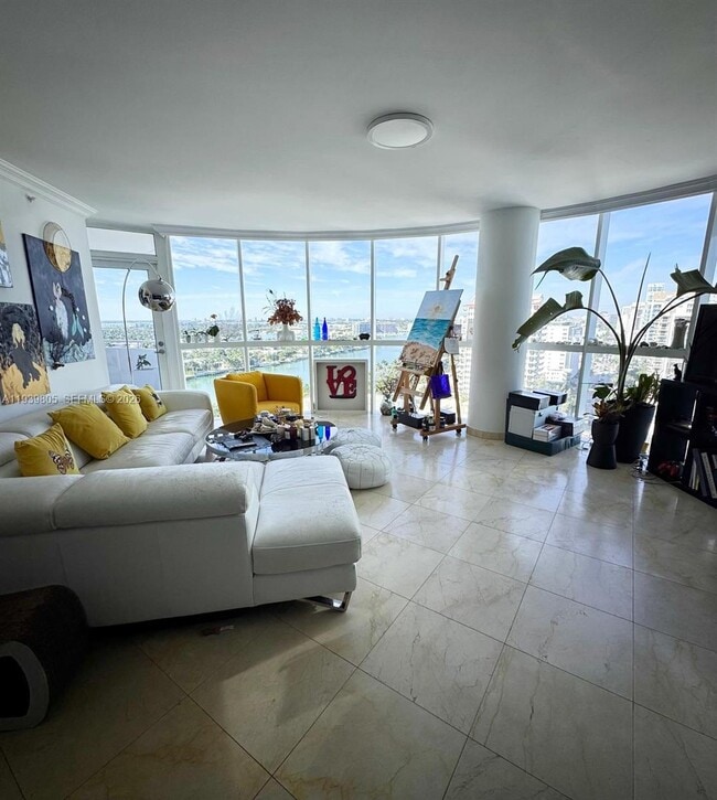 Building Photo - 6301 Collins Ave