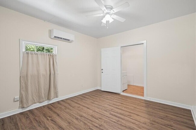 Building Photo - 4921 Heritage Trace Ct