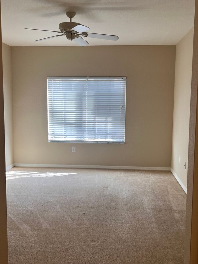 Building Photo - Villagio Rental Available!