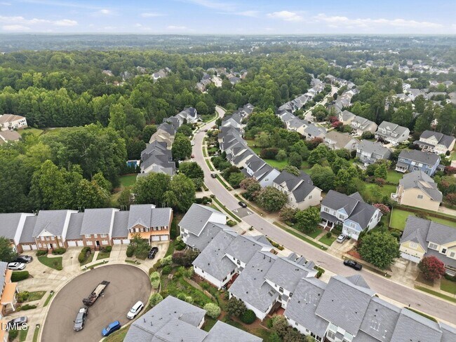 Building Photo - 401 Waverly Hills Dr
