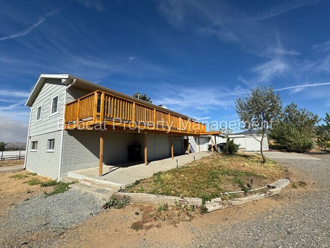 Building Photo - Unique Duplex on the South Side of Carson City - Near Tons of Shopping