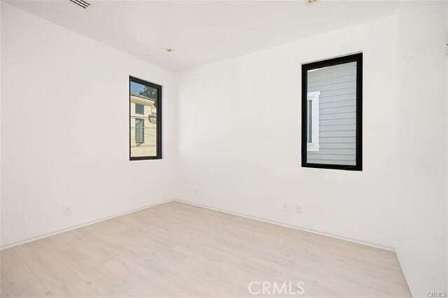 Building Photo - 423 Orchid Ave