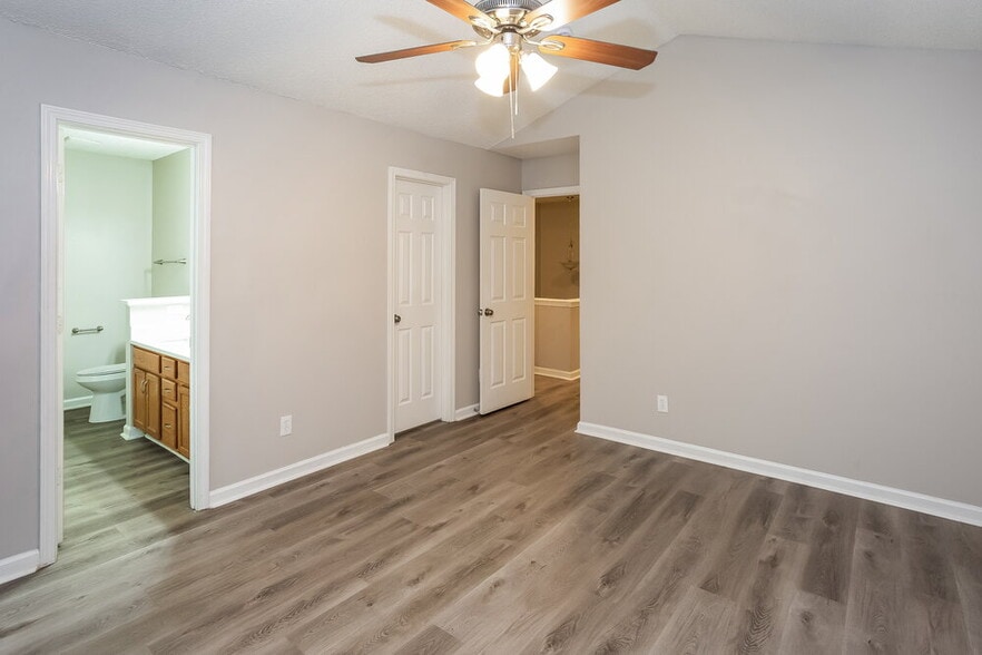 Building Photo - 10316 Gold Pan Rd