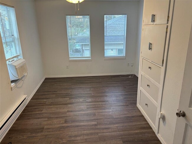 Building Photo - 1840 NW 12th St