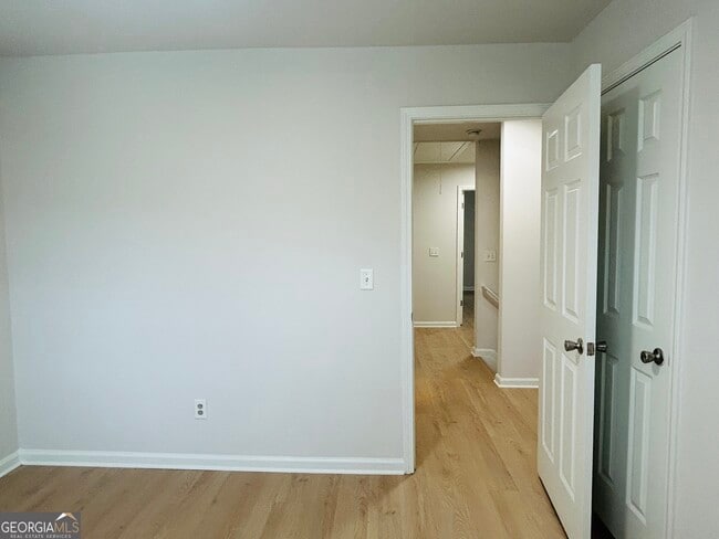 Building Photo - 11 Rockcress Ct