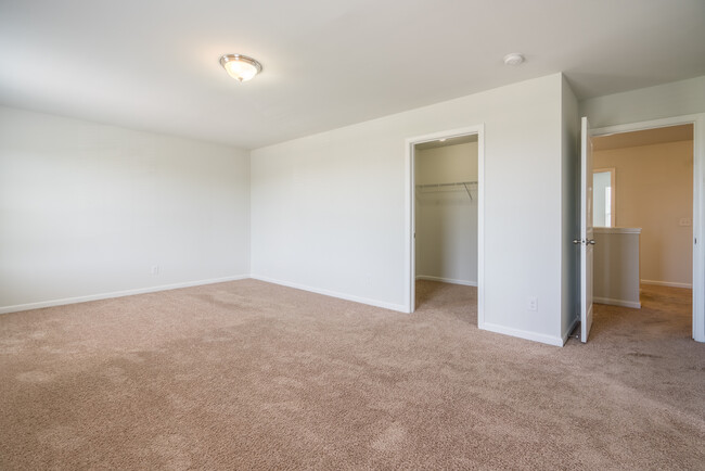 Building Photo - 135 Davila St