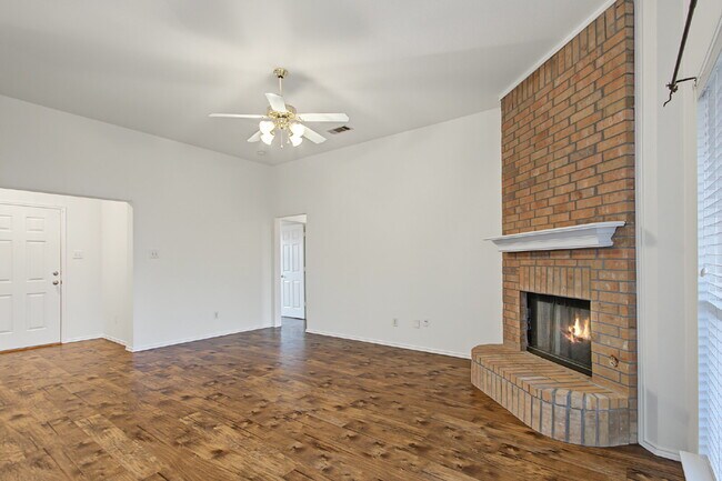 Building Photo - Single Family 3 Bedroom for Rent