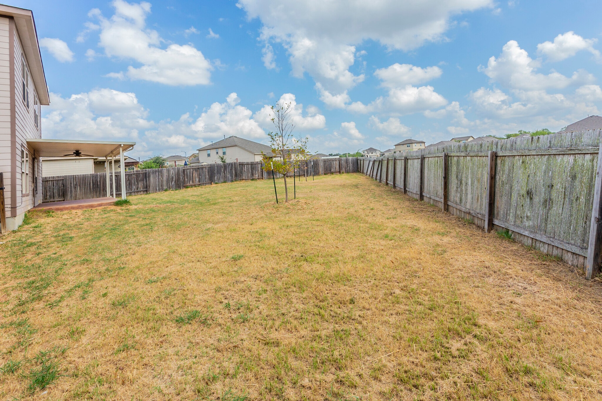 Building Photo - 802 Lee Trevino