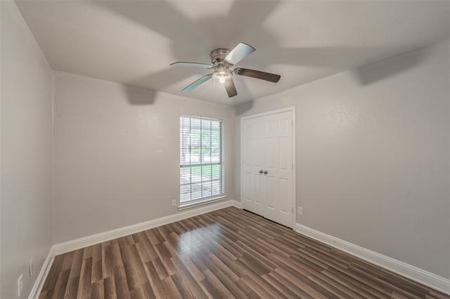 Building Photo - 514 Parsley Ln