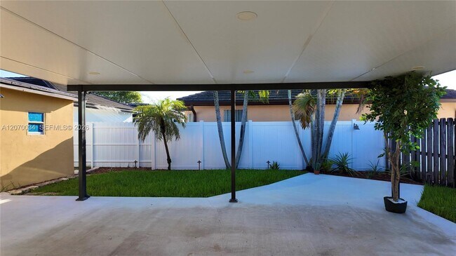 Building Photo - 11570 SW 144th Path