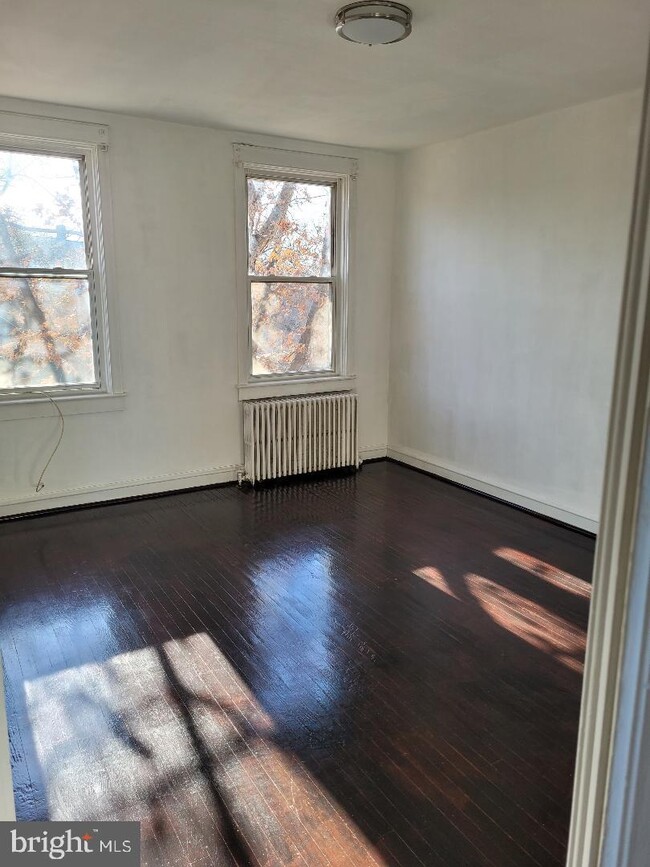 Building Photo - 3436 Erdman Ave