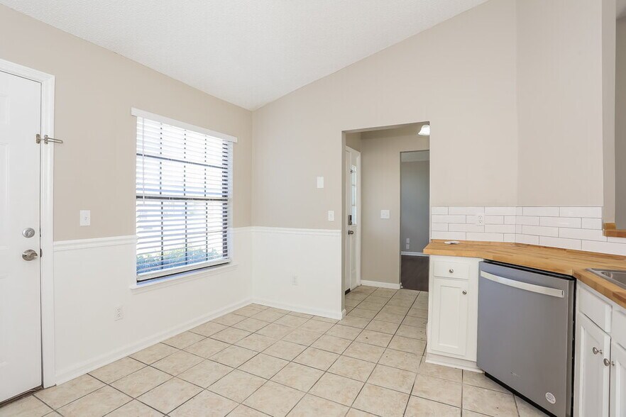 Building Photo - 7609 Cinnamon Tea Ct