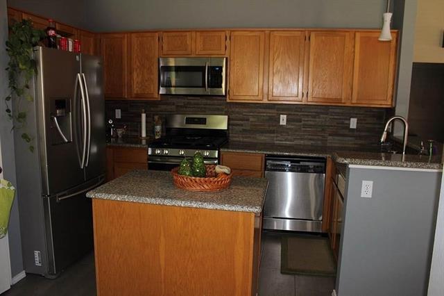 Building Photo - 2213 Ellis Dr