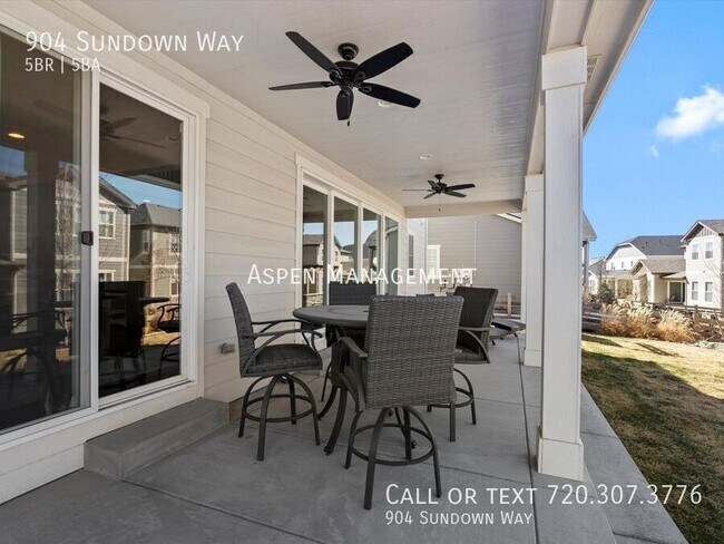 Building Photo - 904 Sundown Way