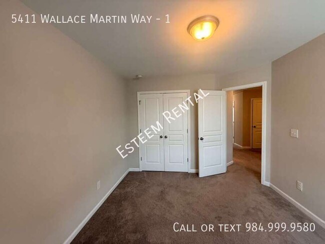 Building Photo - 5411 Wallace Martin Wy