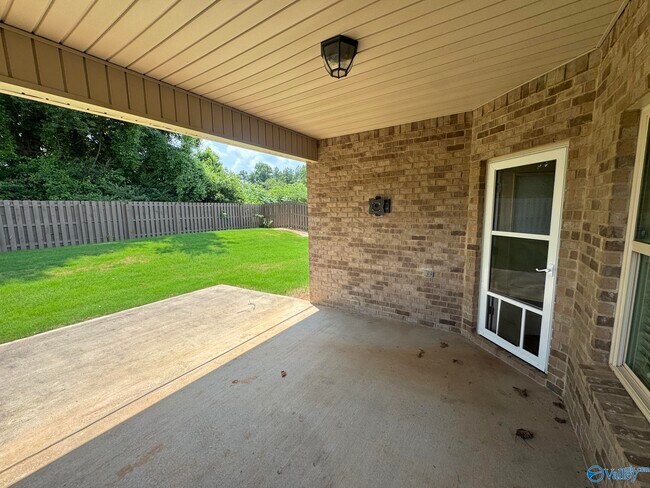 Building Photo - 151 Williams Pointe Boulevard SW