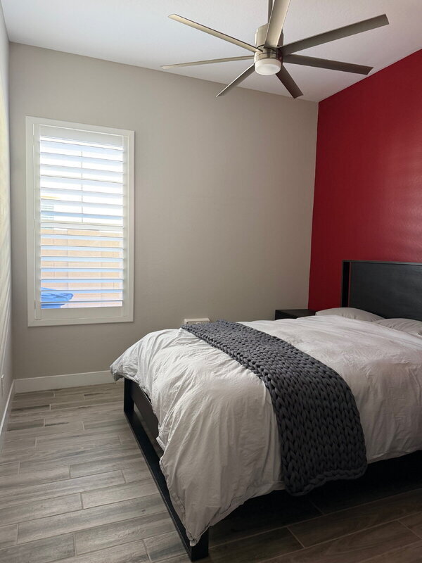 Building Photo - 4191 S Emerald Dr