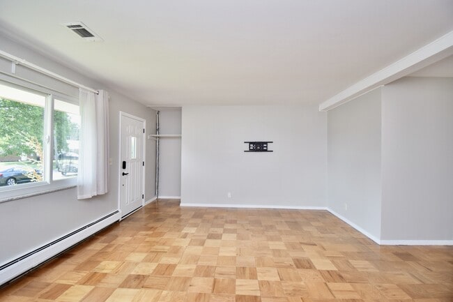 Building Photo - 12143 Audie Ct