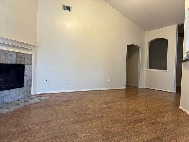 Building Photo - 6903 Kettlemar Dr