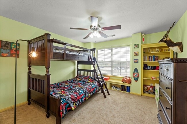 Building Photo - 44 Parkway Pl