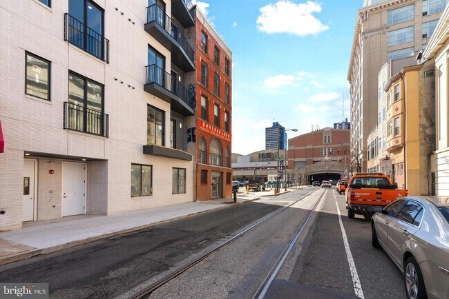 Building Photo - 225 N 12th St