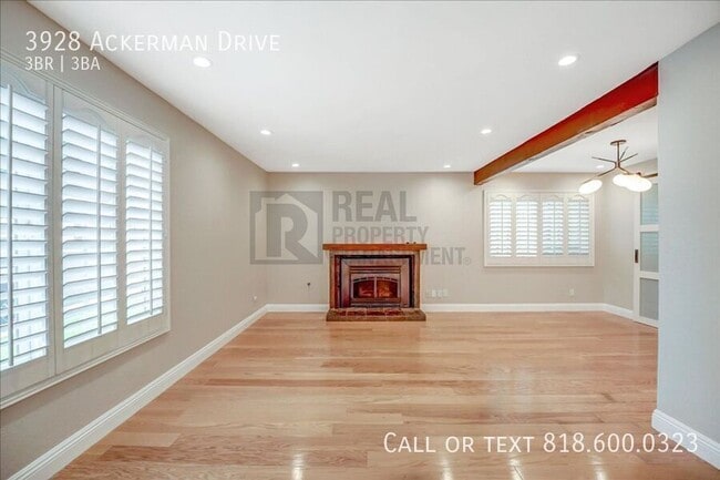 Building Photo - 3928 Ackerman Dr